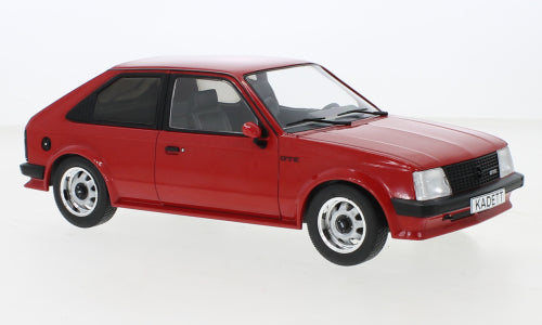 Lodge krans stivhed 1:18 Opel Kadett D GTE, rød, tuning version, MCG, lukket model –  HAPPYCARS.DK