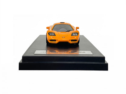 1:64 McLaren F1, orange, LCD Models, lukket model