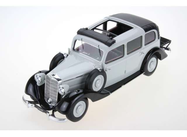 1:18 Mercedes-Benz 260d Pullman Landuolet med åben tag, 1936, grå med sort interiør, Triple9, lukket model