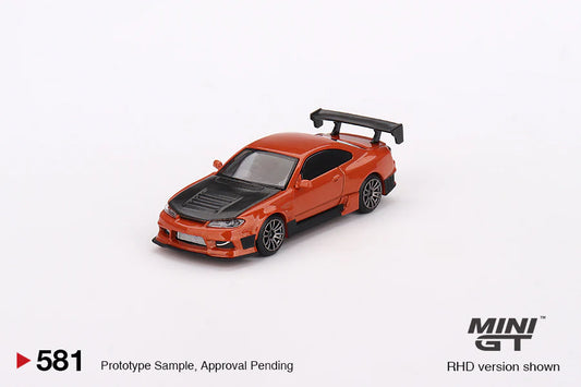 1:64 Nissan Silvia Coupe S15, 2022, MiniGT