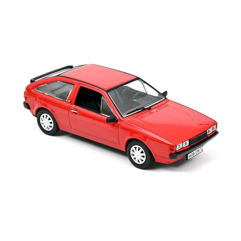 1:43 VW Scirocco GT, 1981, rød, Norev 840143, lukket model