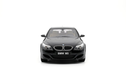 1:18 BMW M5 E61, 2004, sort, Ottomobile OT1020, lukket model, limited