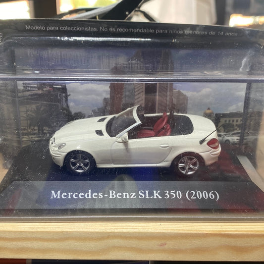 1:43 Mercedes-Benz SLK350, 2006, hvid, lukket model