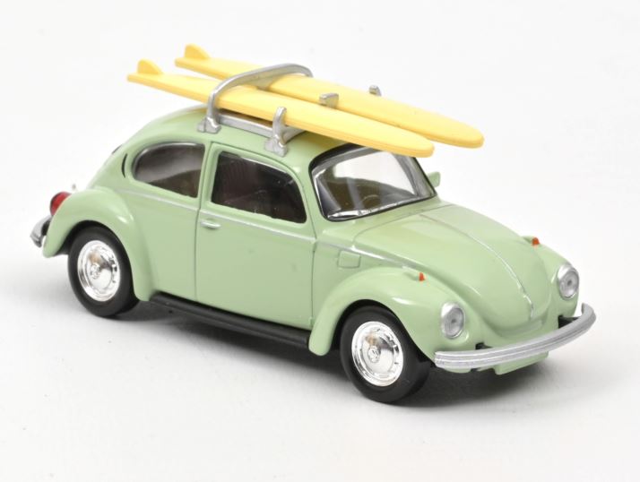 1:43 VW Beetle, 1973, lysegrøn, med surfboard på taget, Norev 430401-3 Jet-Car