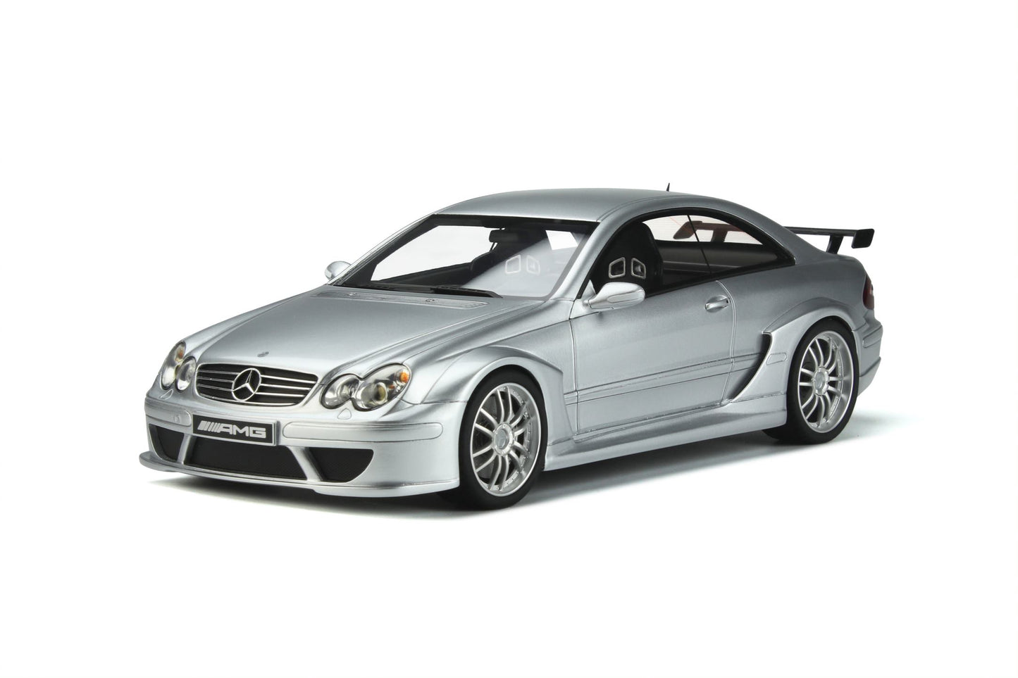 1:18 Mercedes-Benz CLK DTM, C209, 2004, sølvmetallic, Ottomobile, OT895, lukket model, limited 2.500 stk.