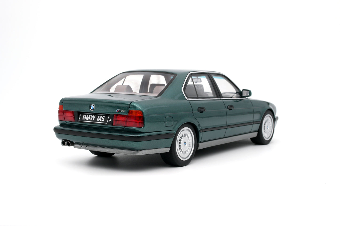 1:18 BMW M5 E34, 1991, grøn, Ottomobile, OT968, lukket model, limited