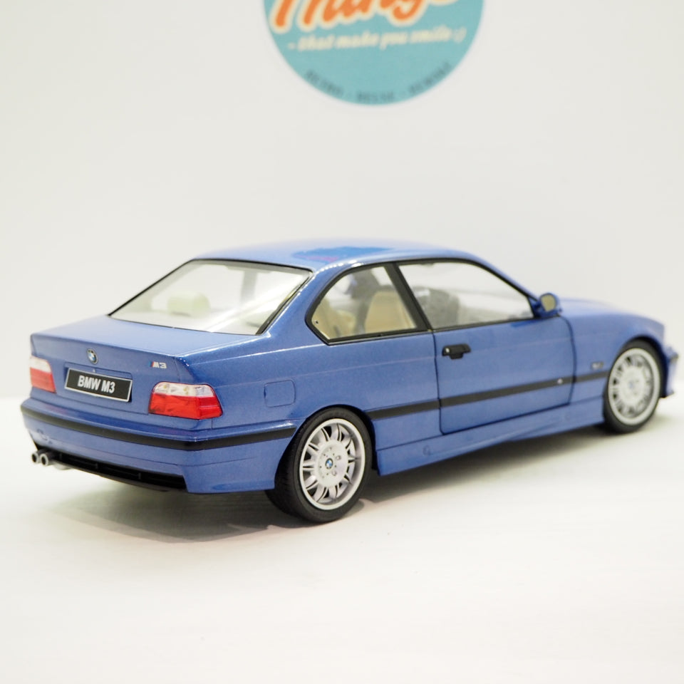 1:18 BMW M3 Coupé E36, blå, Solido, delvis åben model