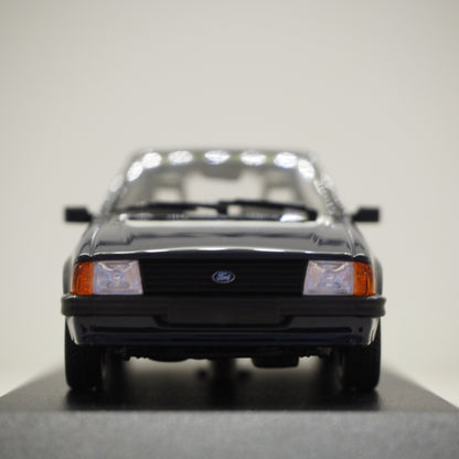 1:43 Ford Escort, 1981, blå, Minichamps 940085000, lukket model